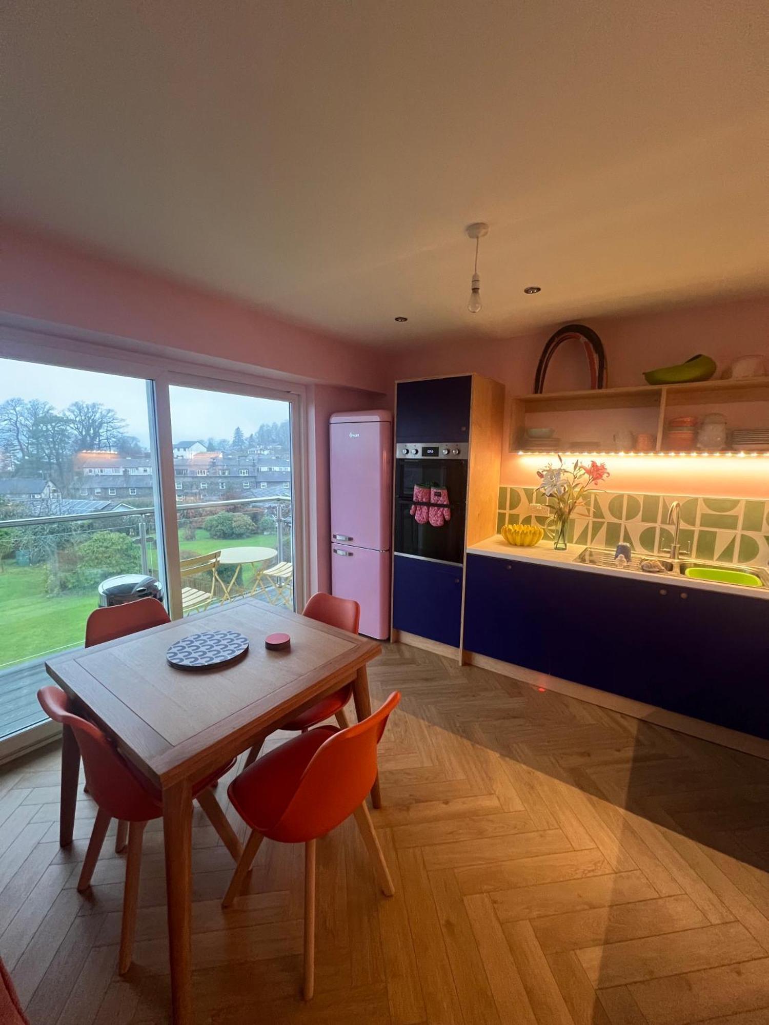 Rainbow Retreat With Stunning Panoramic Views Apartment Ембълсайд Екстериор снимка